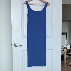 Wilfred Free scoop neck fitted periwinkle Midi Dress sz med from Aritzia